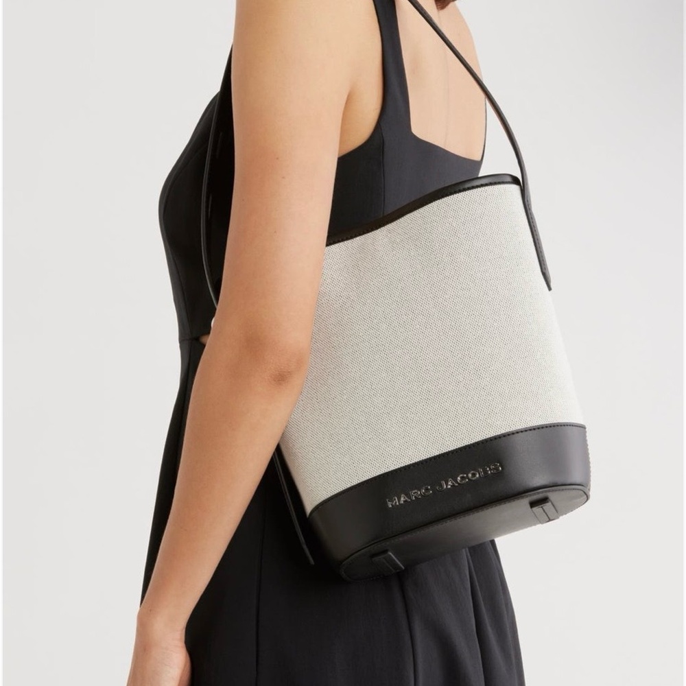 Marc Jacobs CANVAS DRIFTER BUCKET BAG